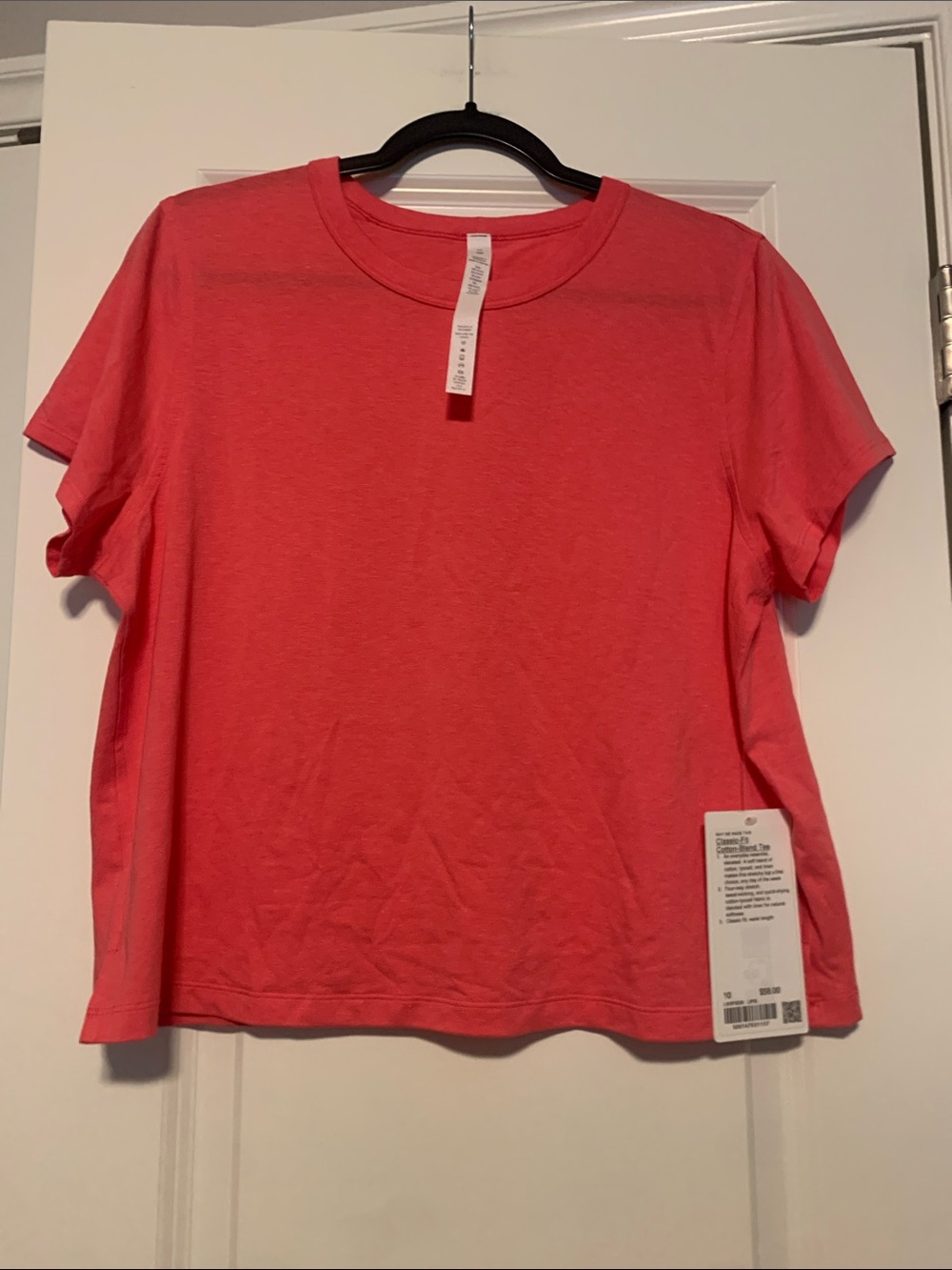 Lululemon Classic Fit Cotton Blend Tee, Sz 10
Lip gloss Pink, NWT